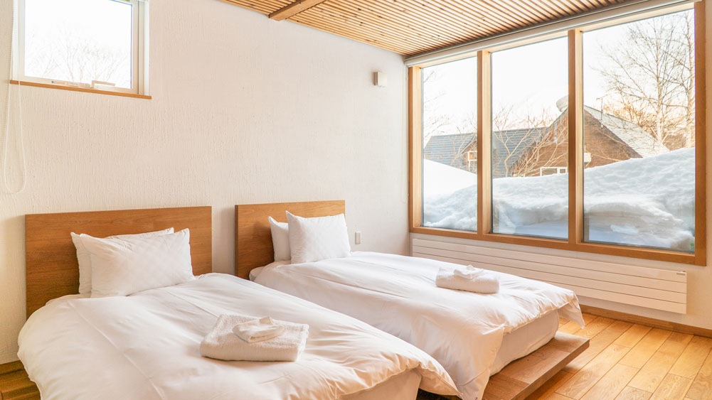 Sekka Ni 3 - Twin Beds and View